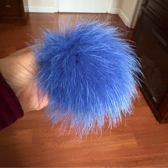 MK Key charms blue fur - Picture 3 of 4